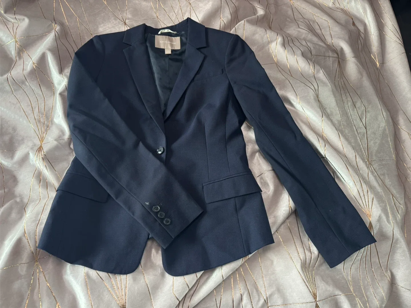 Banana Republic navy blazer size 4