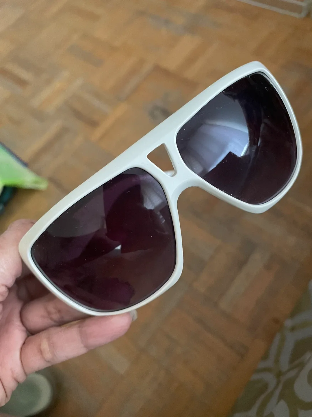 Sunglasses lot