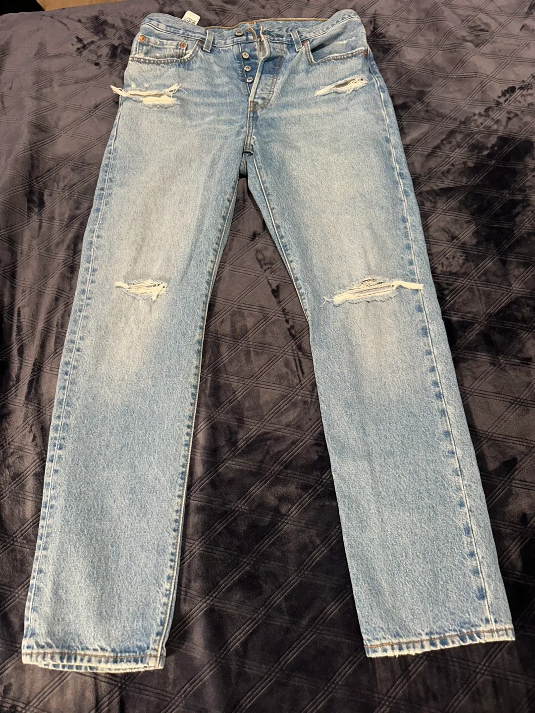Levi's 501 Jeans, Size W30 L32 image indicator(8)