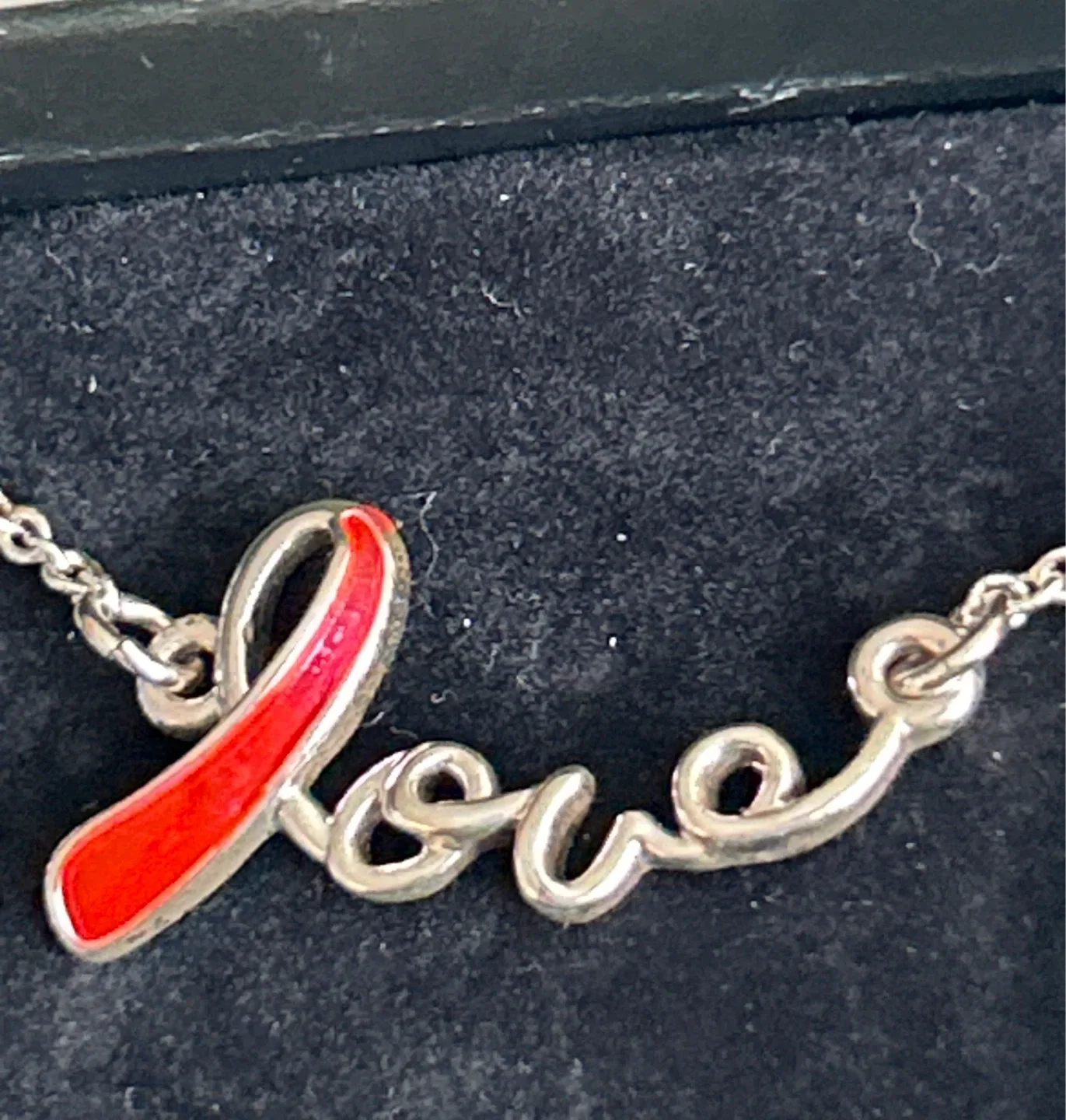 #Cleanout Avon Breast Cancer Crusade 'Love' Necklace image indicator(3)