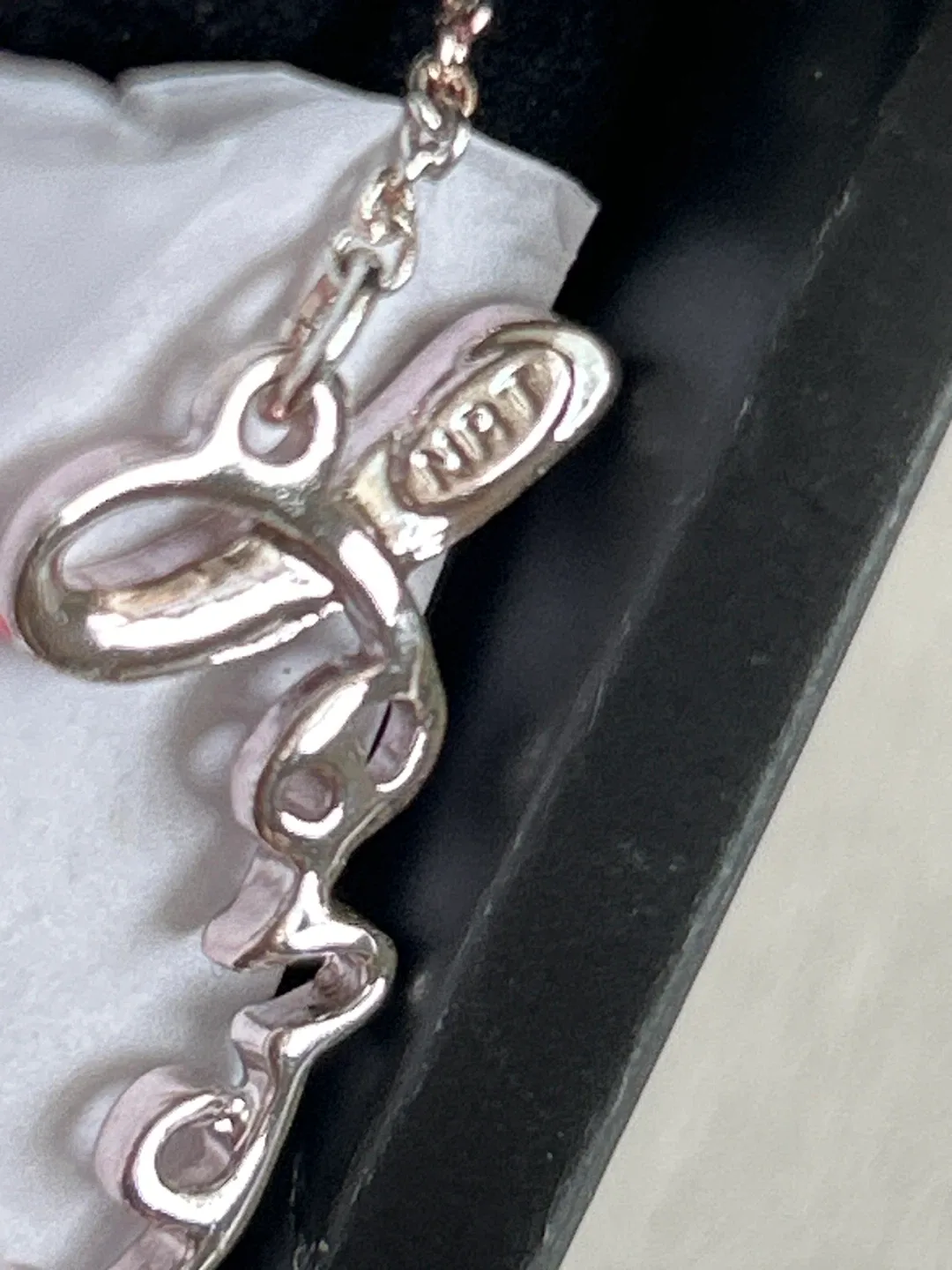 #Cleanout Avon Breast Cancer Crusade 'Love' Necklace image indicator(4)