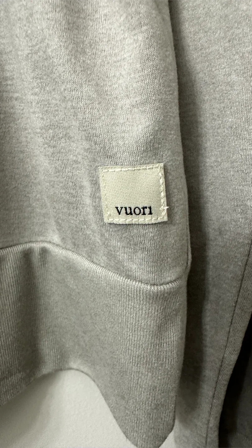 Vuori Daydream Crew - Light Heather Grey, Size M image indicator(2)