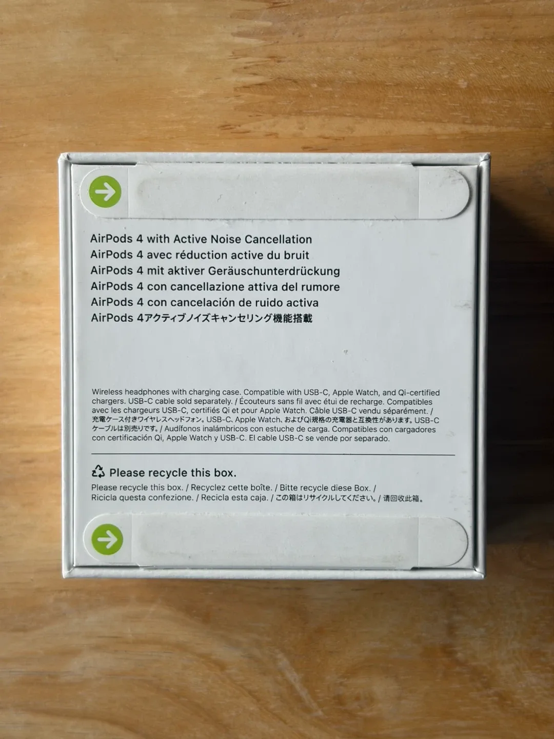 New Apple AirPods 4 with Active Noise Cancellation image indicator(2)