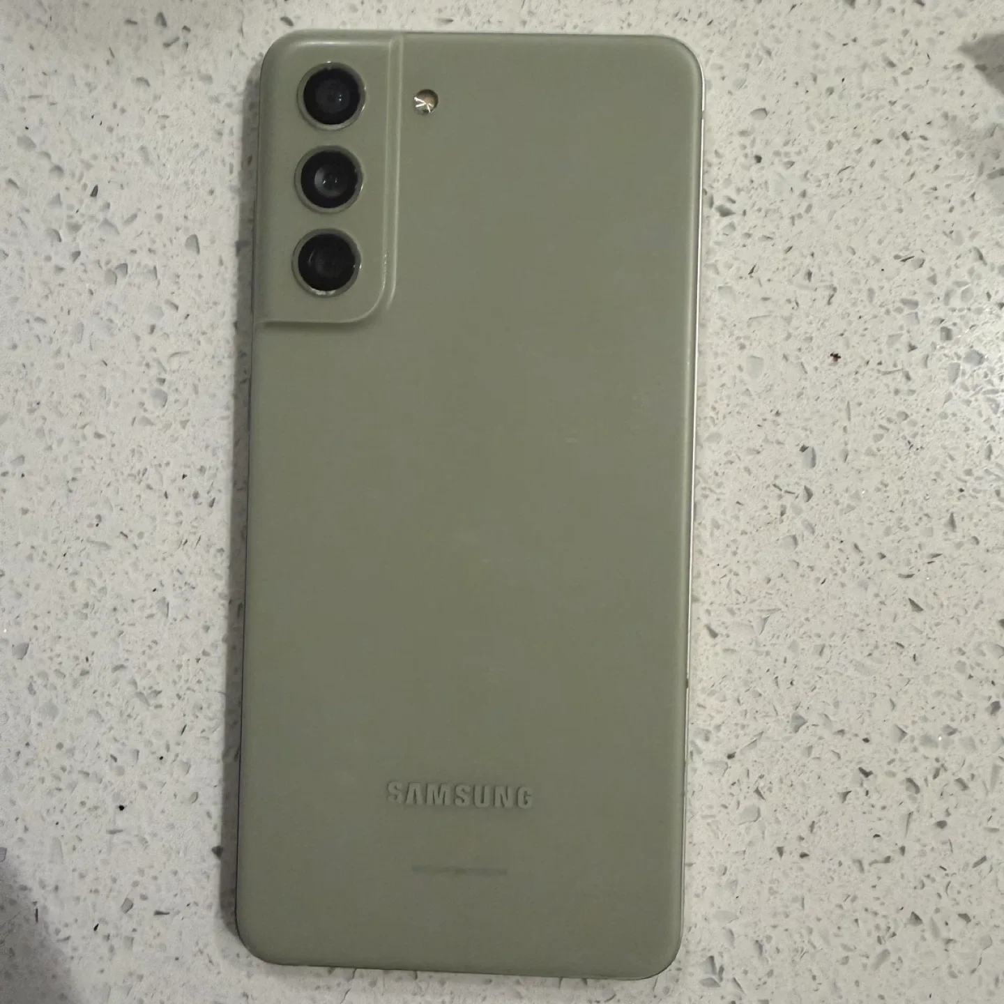 Samsung Galaxy S21 FE, Olive Green image indicator(2)