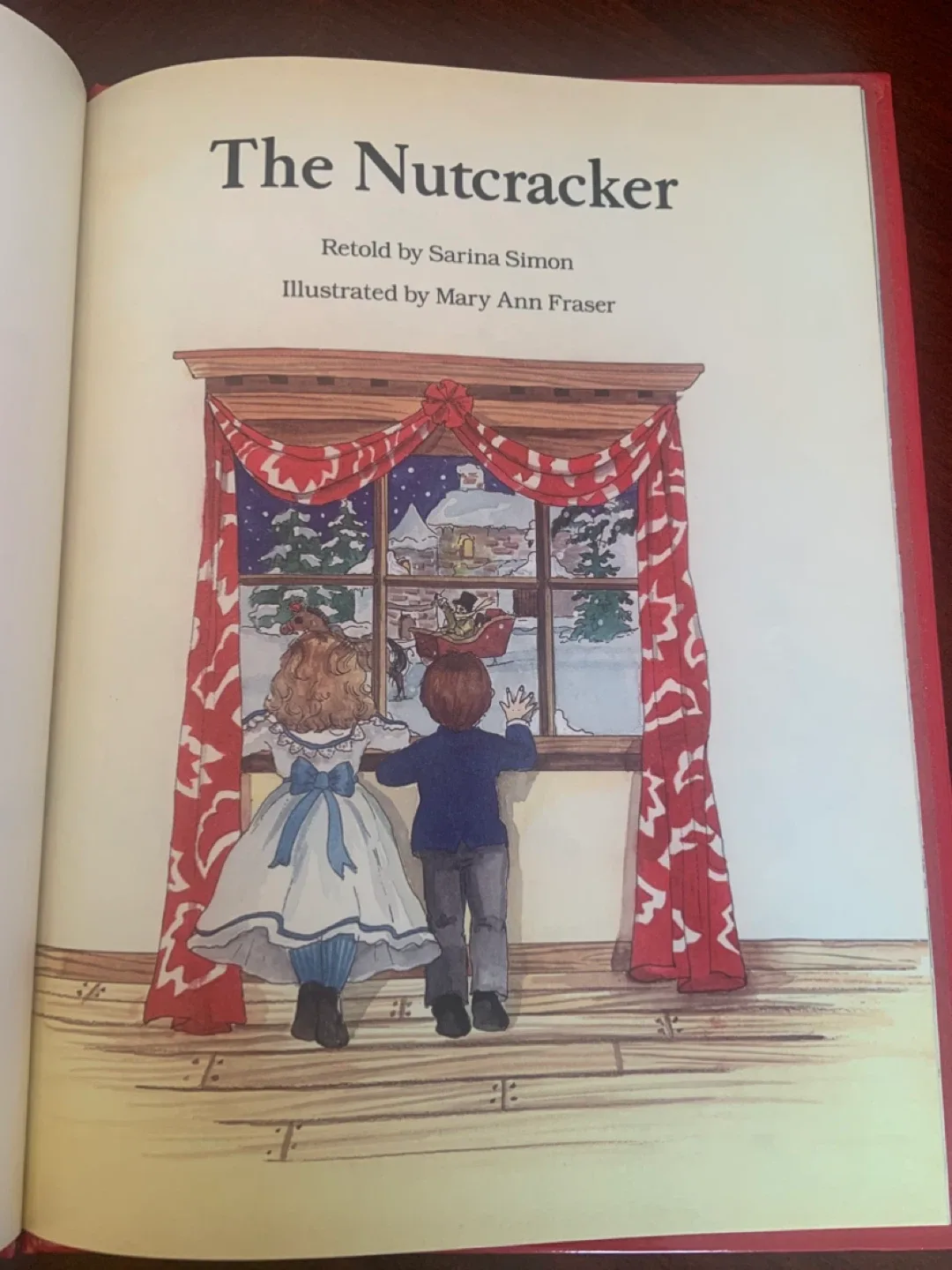 The Nutcracker: A Holiday Classic Book image indicator(7)