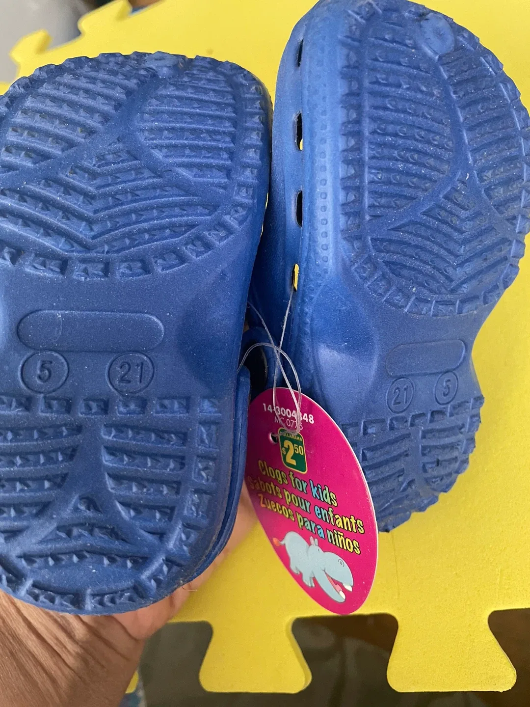 Baby shoe image indicator(2)