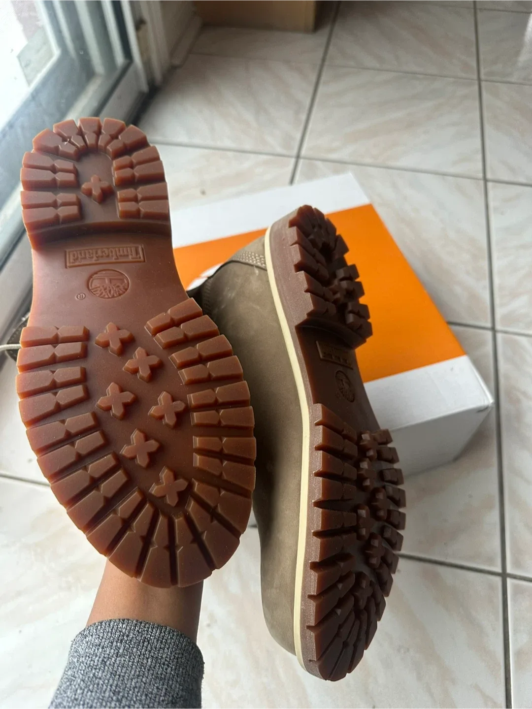 Timberland Roll Top Boots - Size 9 image indicator(10)