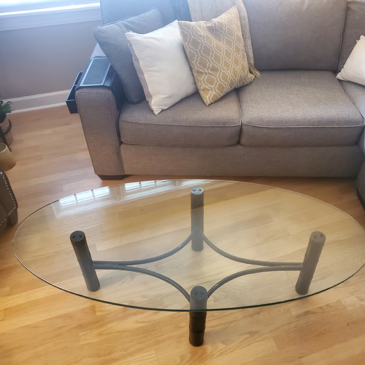 Glass Top Oval Coffee Table - photo 2