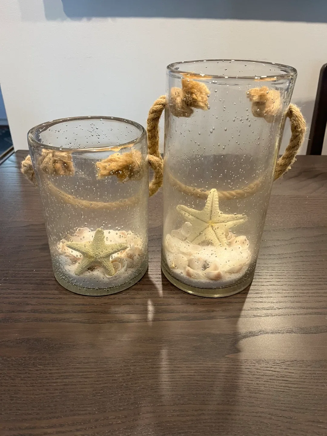 Glass candle holders with battery operated candles image indicator(2)