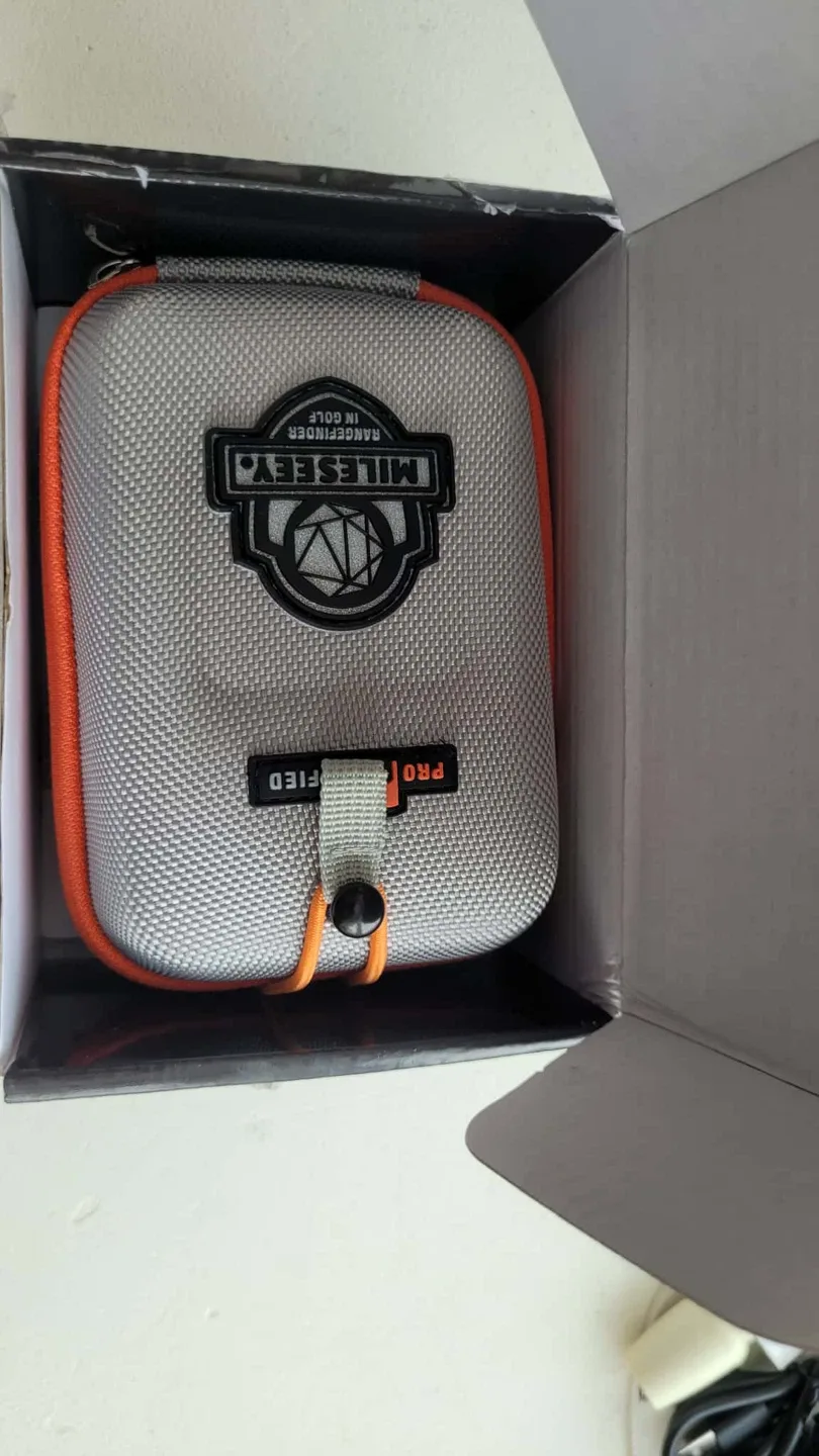 Mileseey Golf Laser Rangefinder with Case image indicator(5)