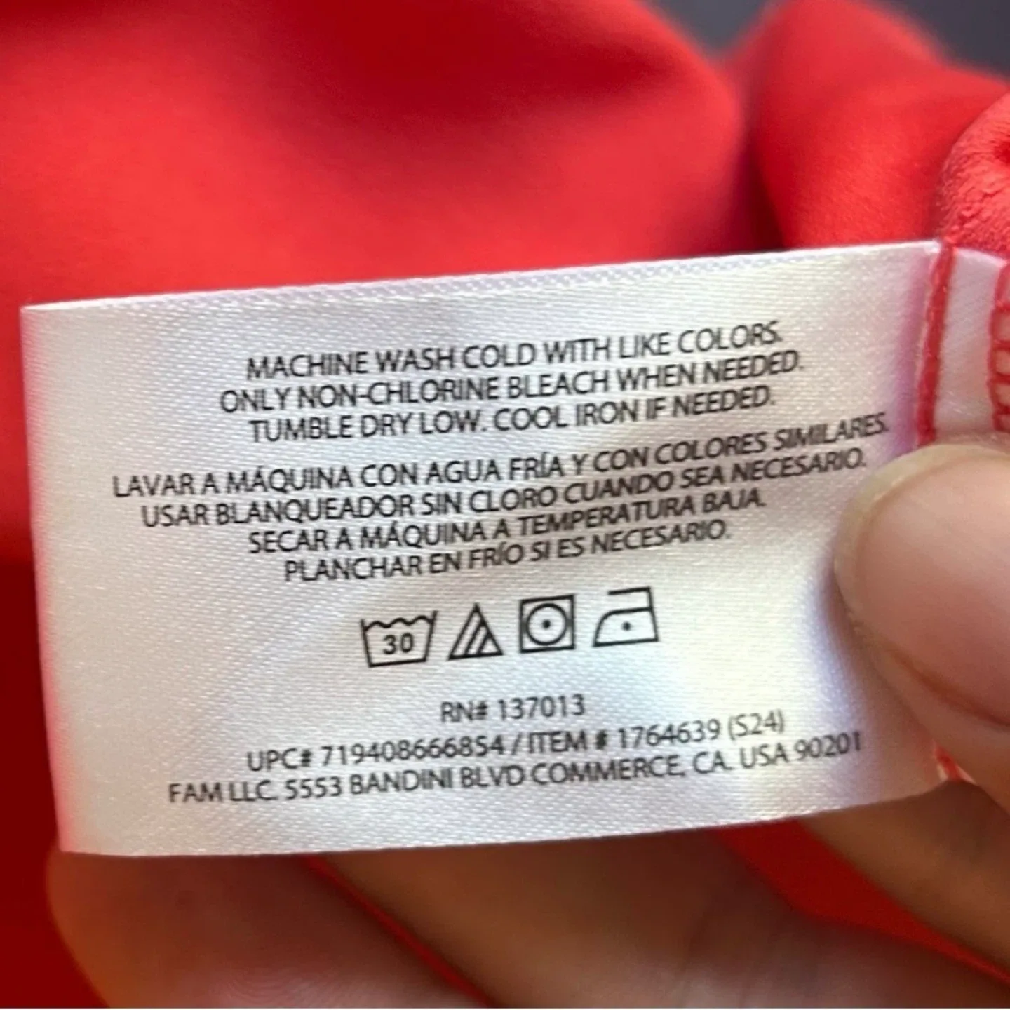 Banana Republic Coral Elegant V Neck Sleeveless Blouse Size XL image indicator(3)