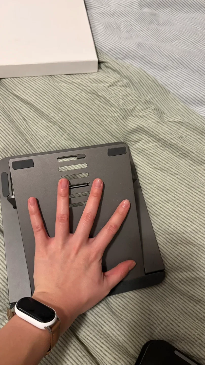 Laptop Stand - Adjustable Aluminum image indicator(2)