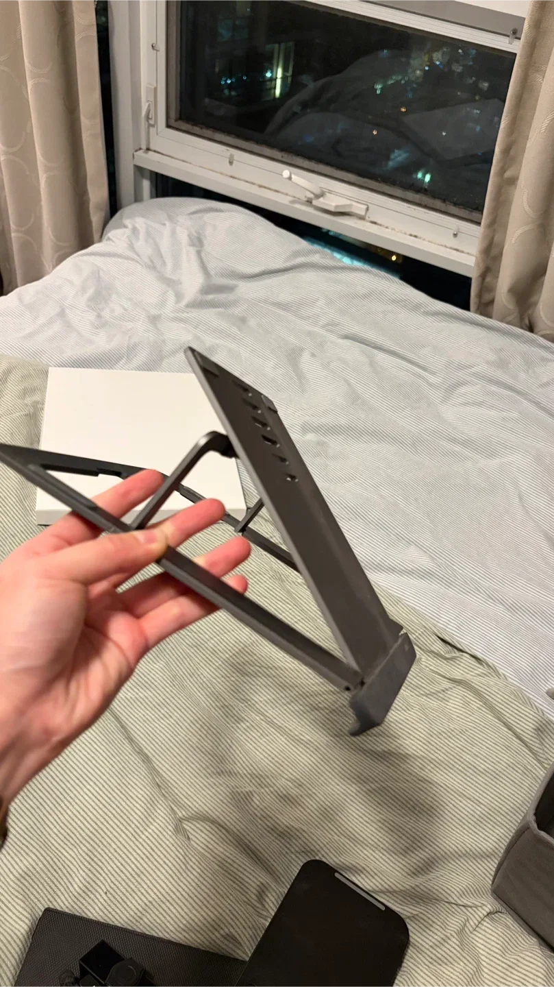 Laptop Stand - Adjustable Aluminum