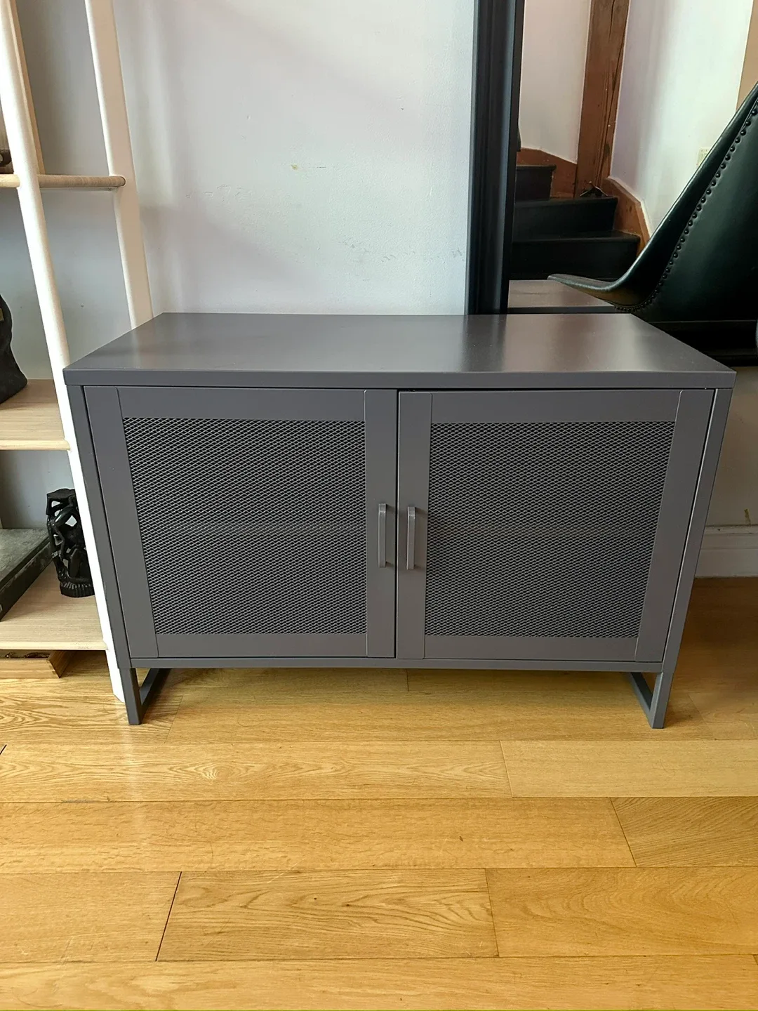 VINTAGE INDUSTRIAL STEEL STORAGE CABINET / ENTERTAINMENT UNIT