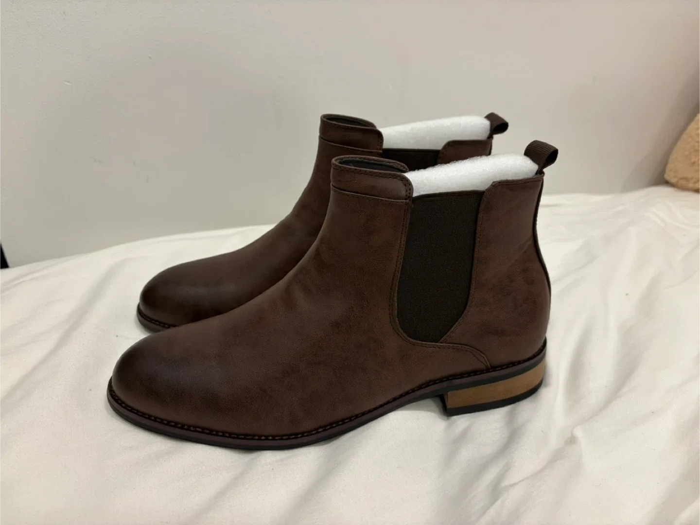 [New in box] Brown Chelsea Boots, Men’s 10