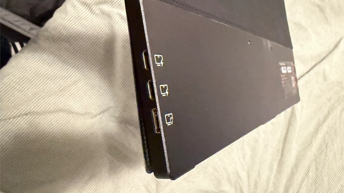 Ingnok Portable Monitor YN02B - photo 3