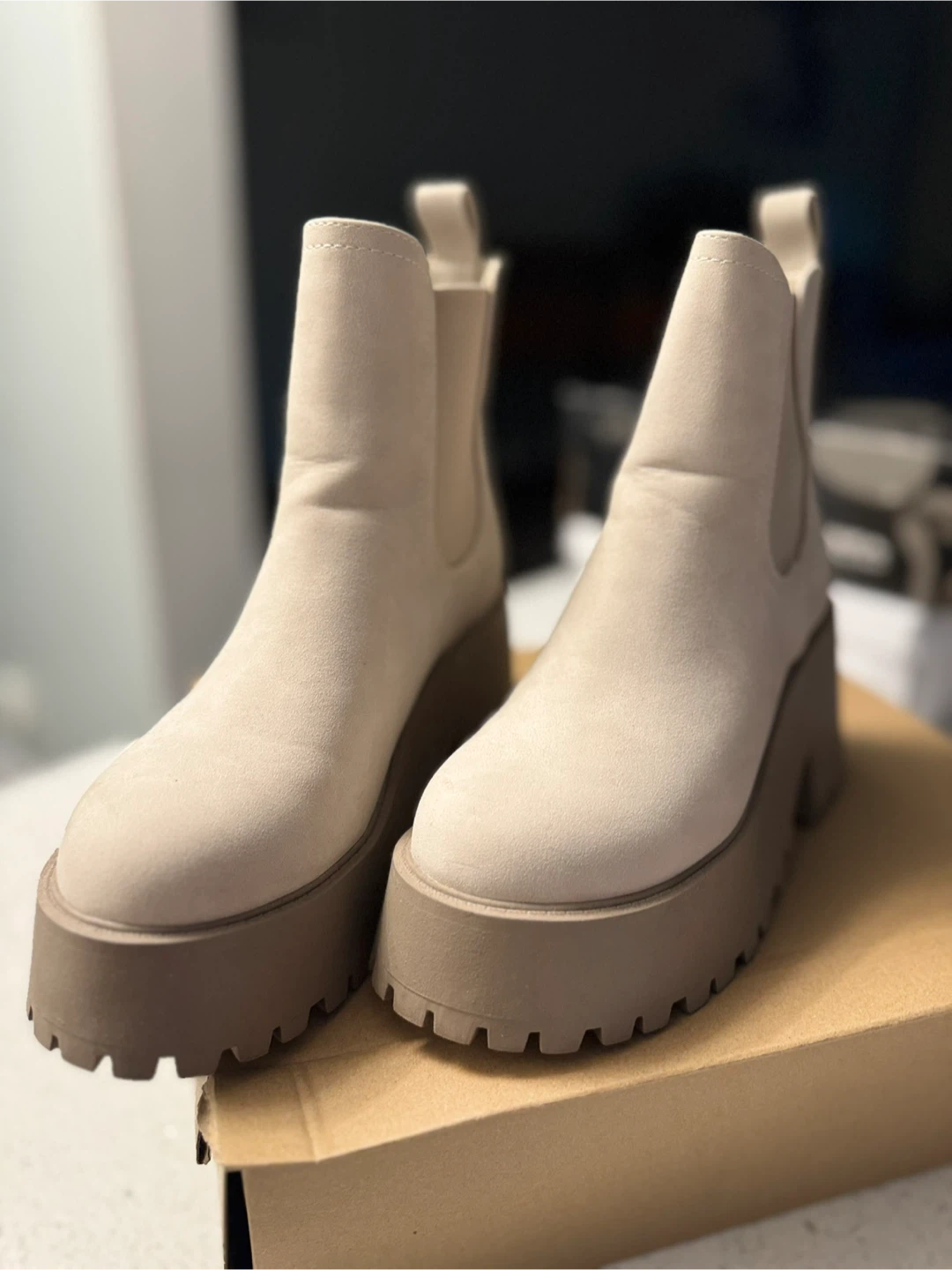 Beige Platform Chelsea Boots - photo 3
