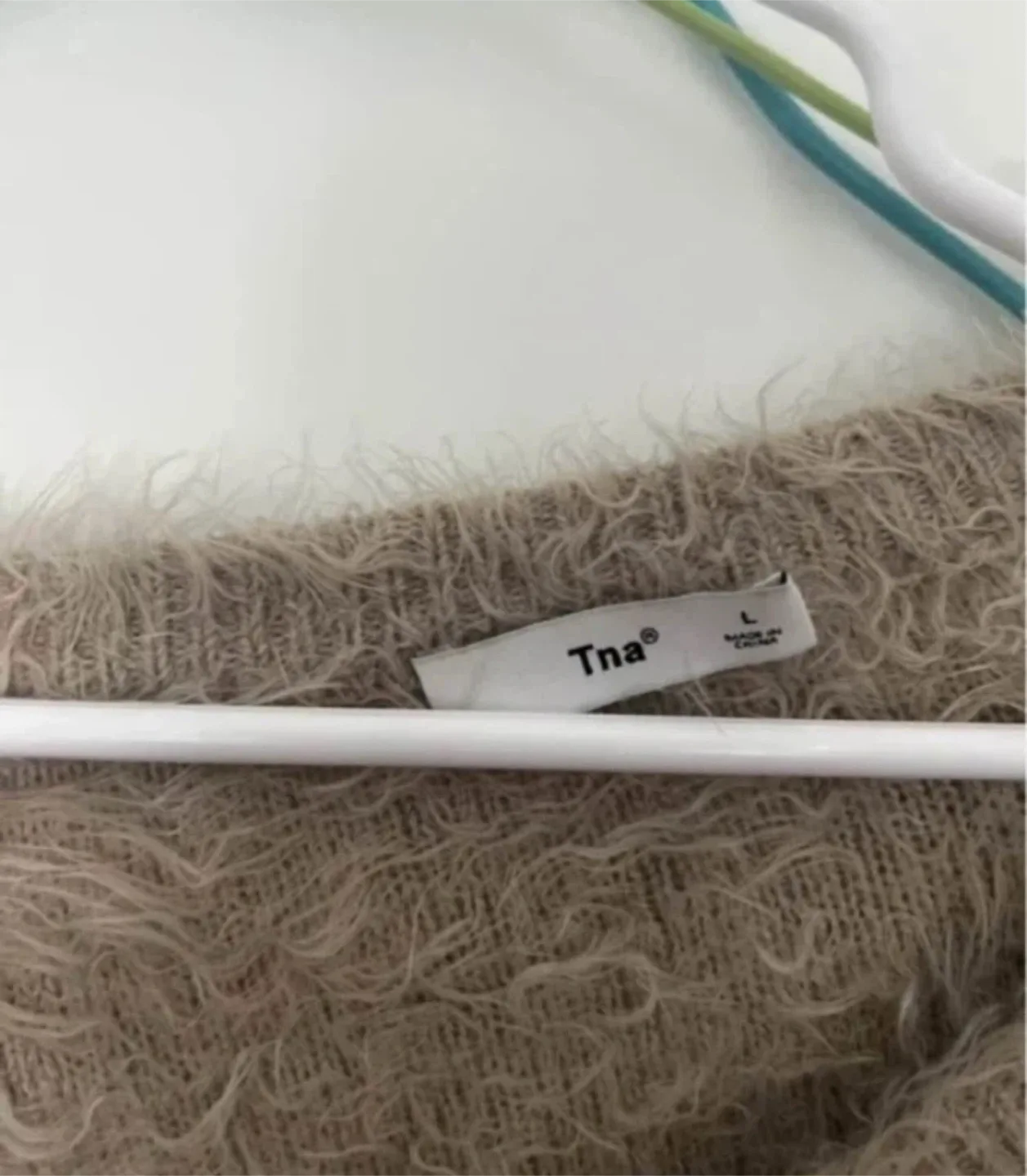 🌟$140+🌟TNA Fuzzy Sweater image indicator(2)