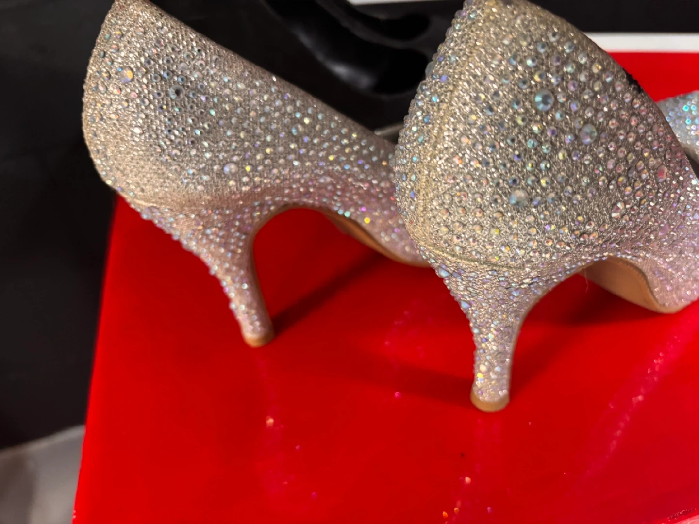 Heels - Size 8  both $15 - photo 2