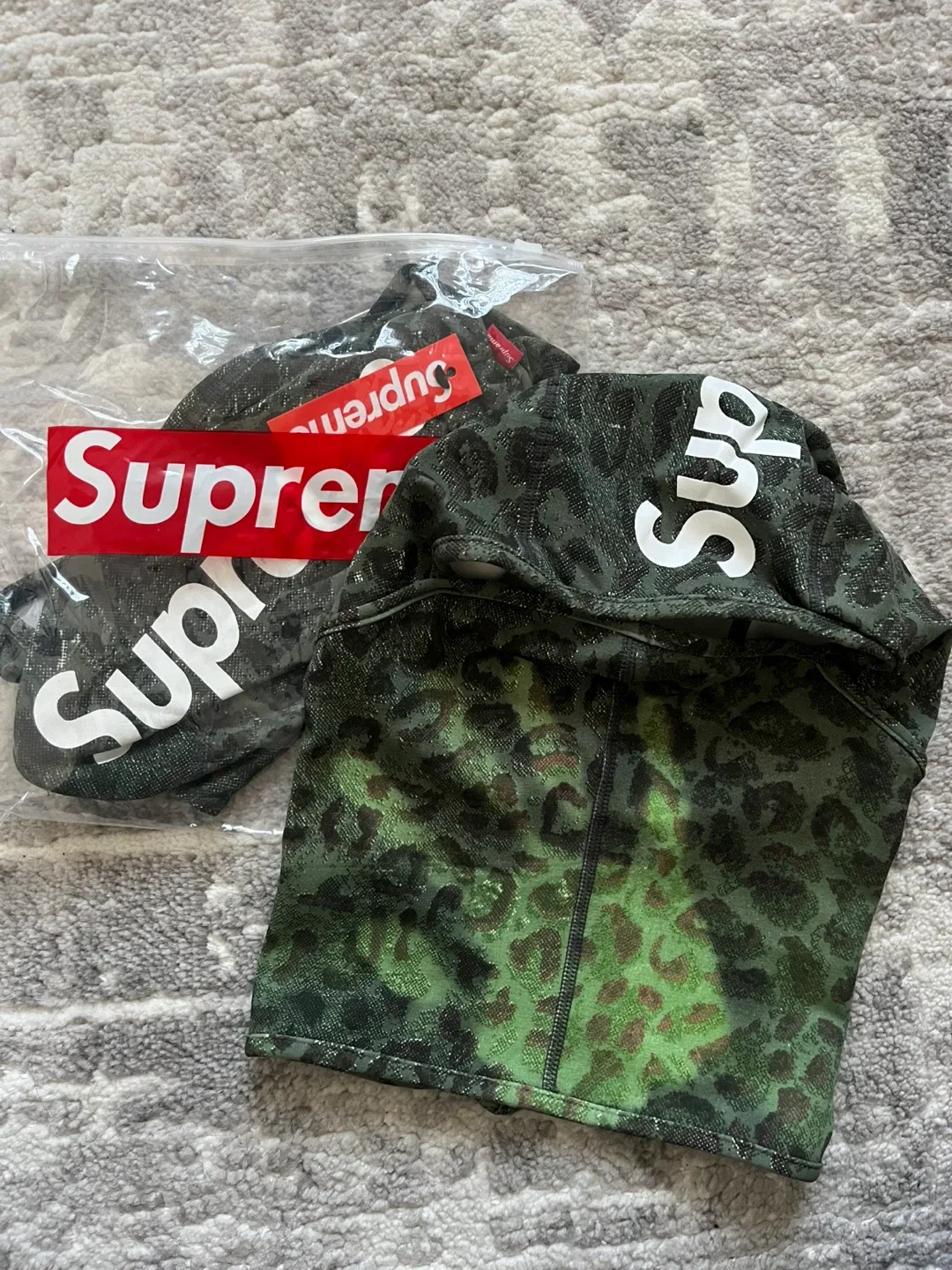 Nike,Nocta,supreme, Hellstar ski masks image indicator(2)