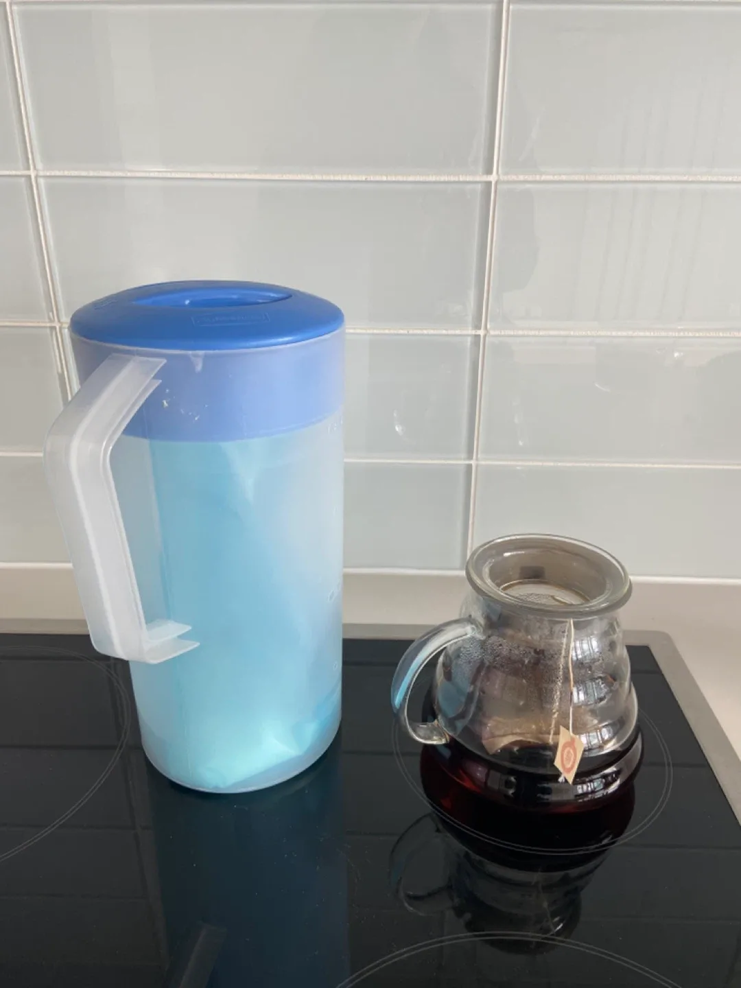 Water pitcher and heat-resistant glass teapot