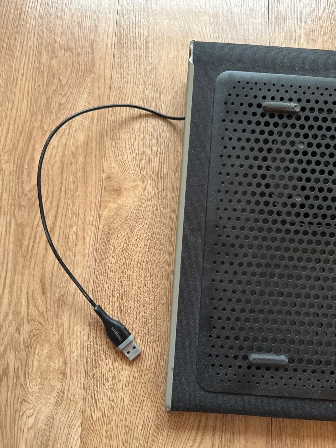 Targus Laptop Cooling Pad image indicator(2)