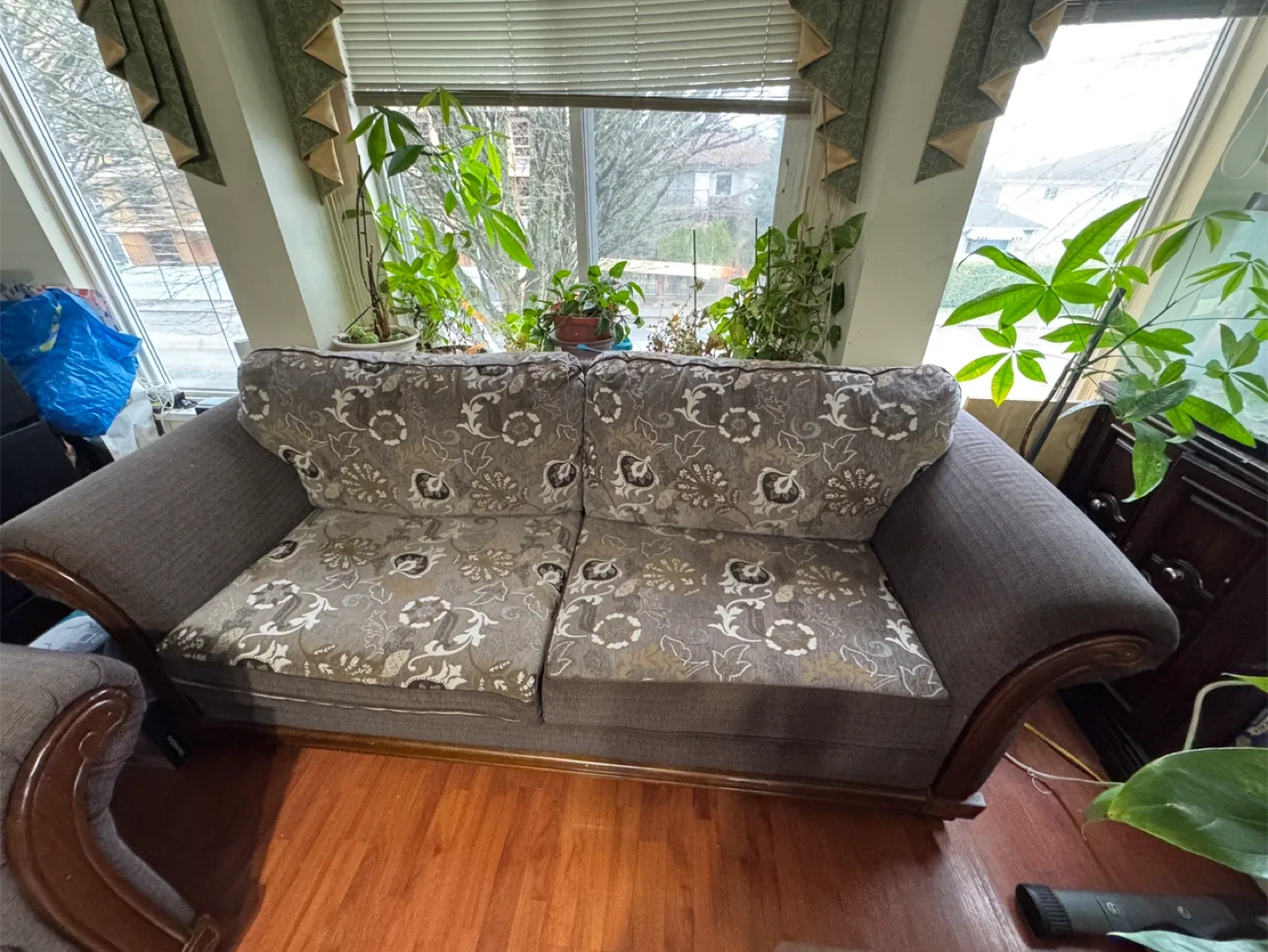 Floral Pattern Loveseat Sofa - Both Sofa image indicator(3)