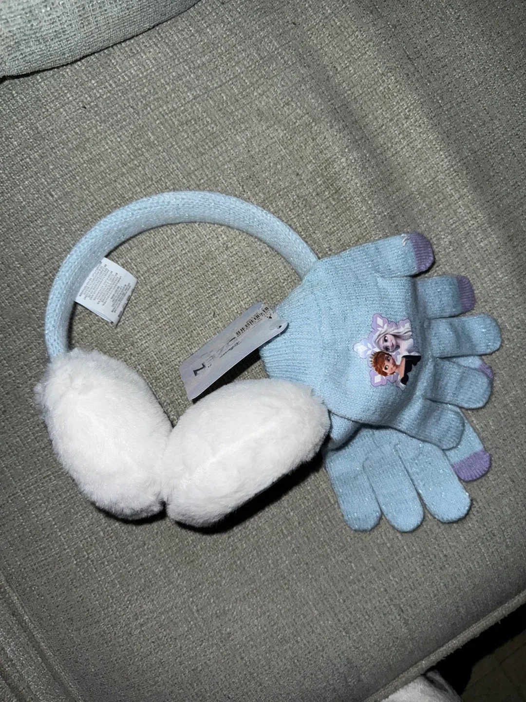 #cleanout Disney Frozen Earmuff & Glove Set