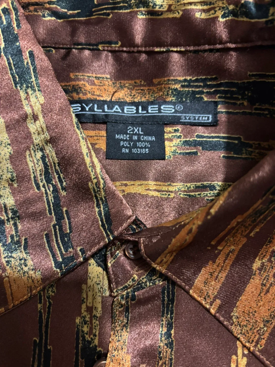 Perry Ellis Classic Fit pants and shirt set image indicator(6)