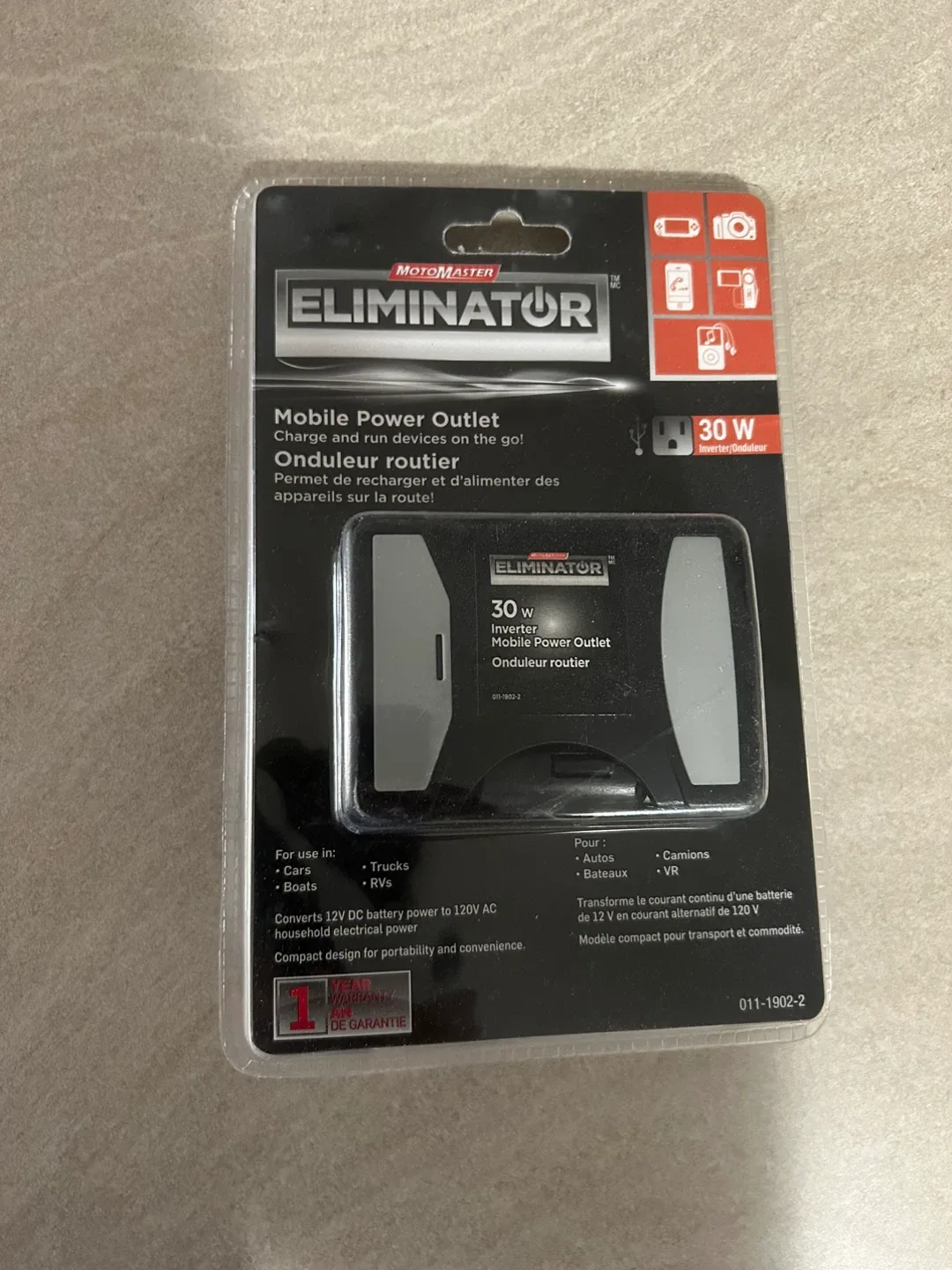 #Cleanout MotoMaster 30W Mobile Power Outlet and Inverter - New