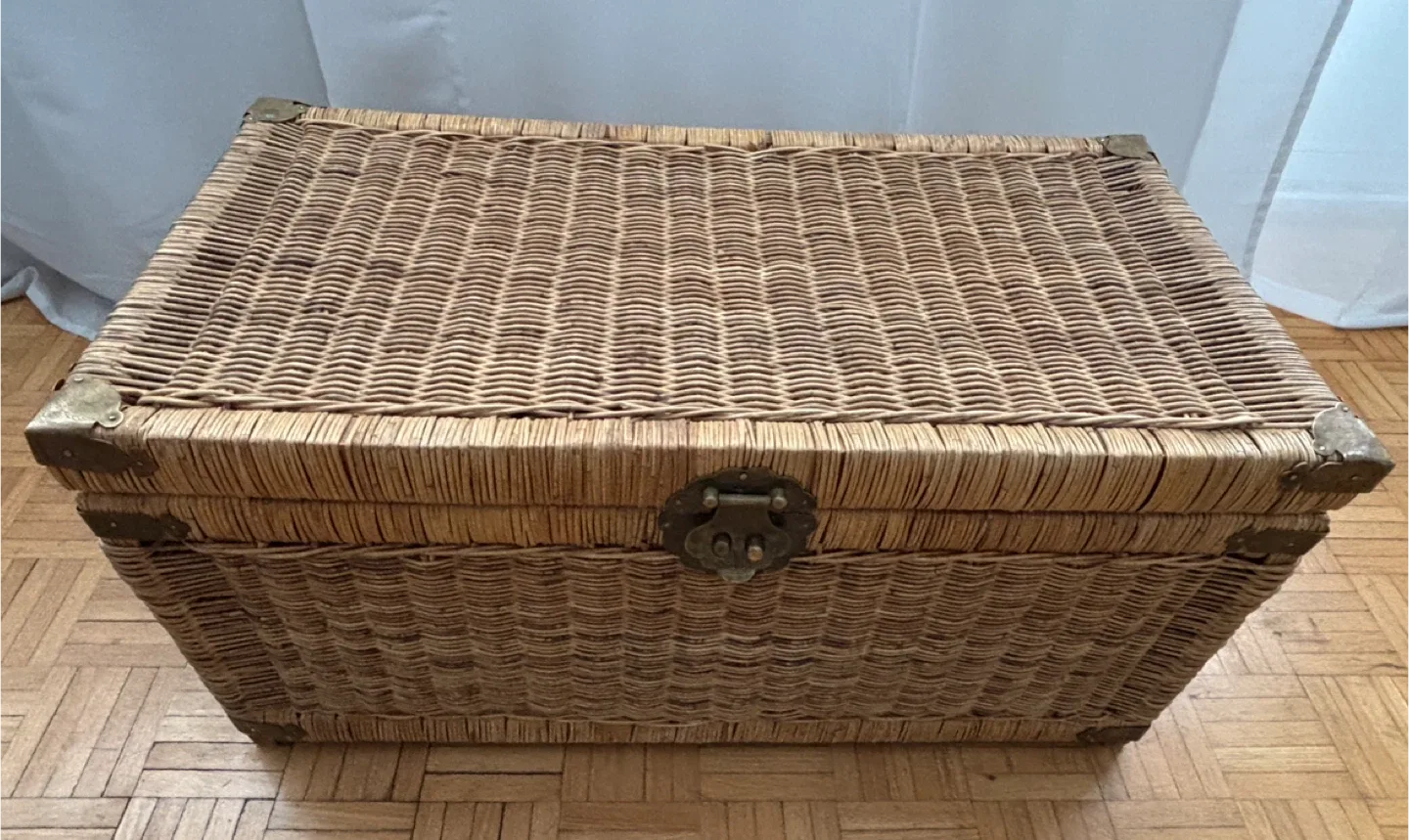 Vintage Wicker Storage Trunk image indicator(2)