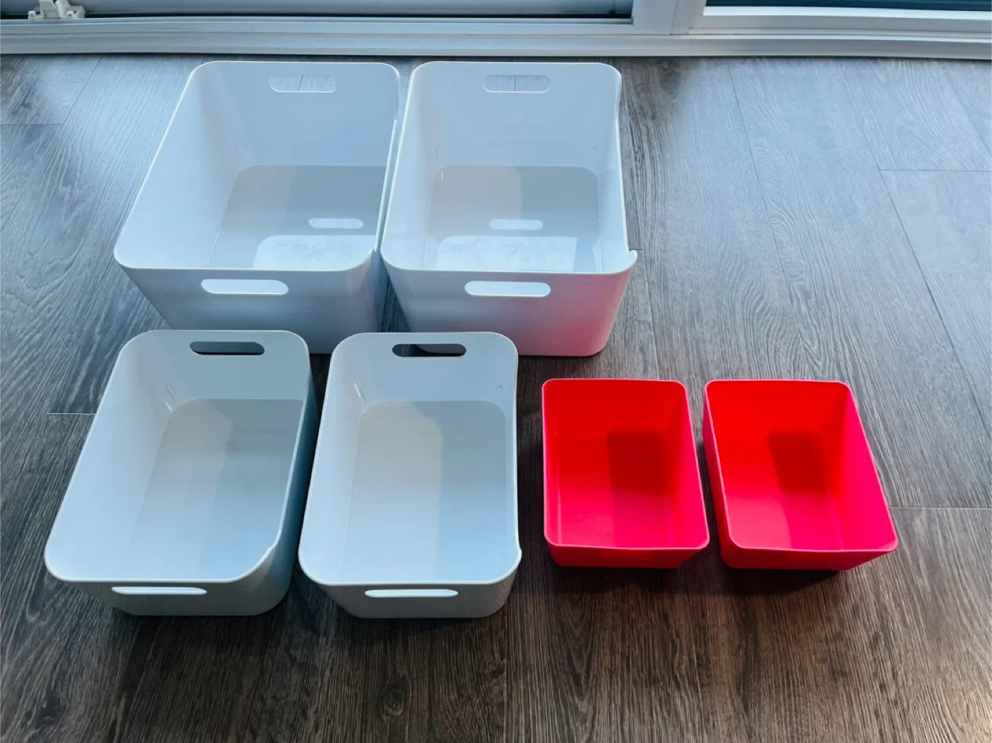 Storage containers ikea - White & Pink image indicator(2)