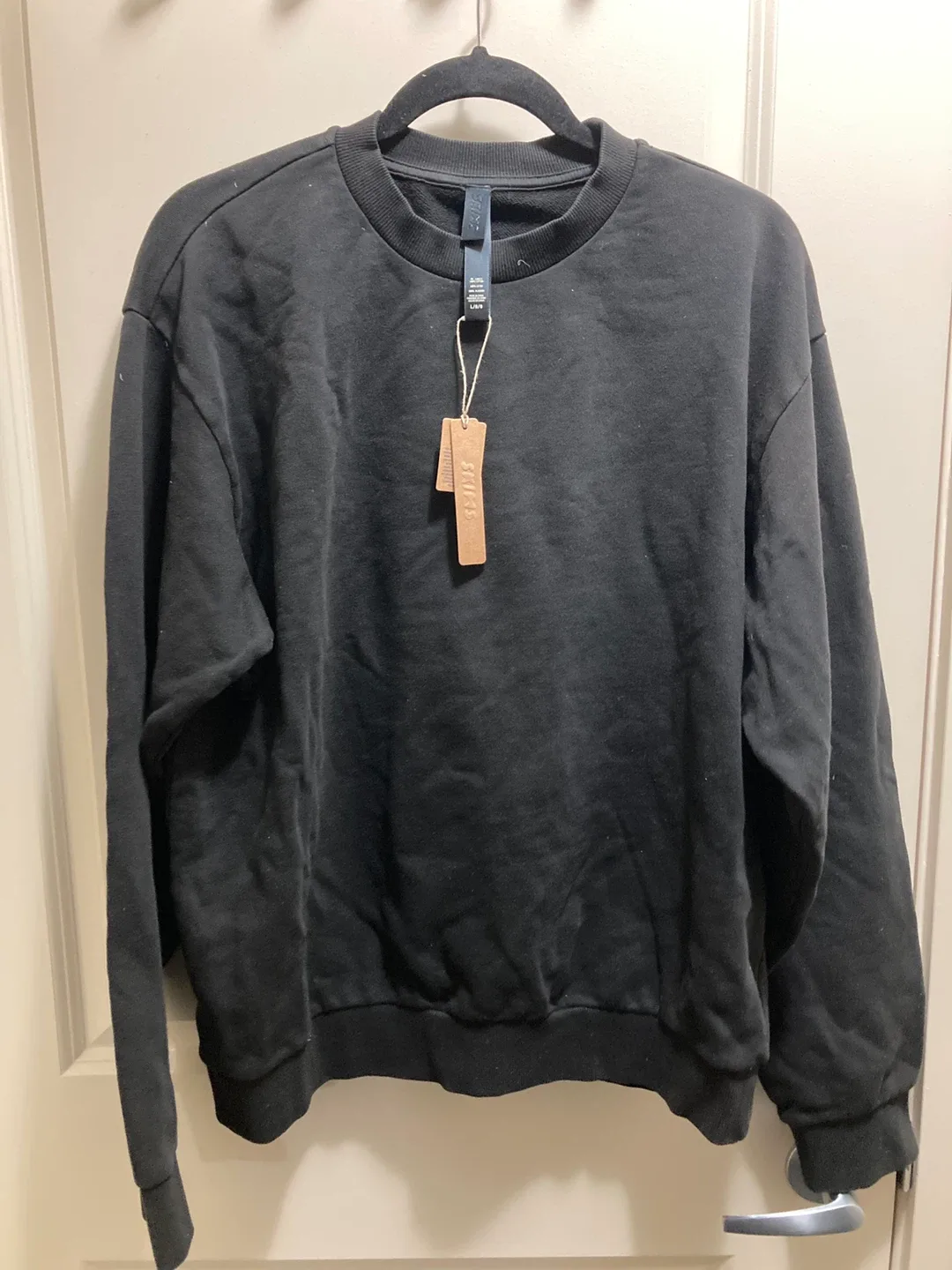 #Cleanout Skims Fleece Crewneck Sweater - Men’s Large (New)