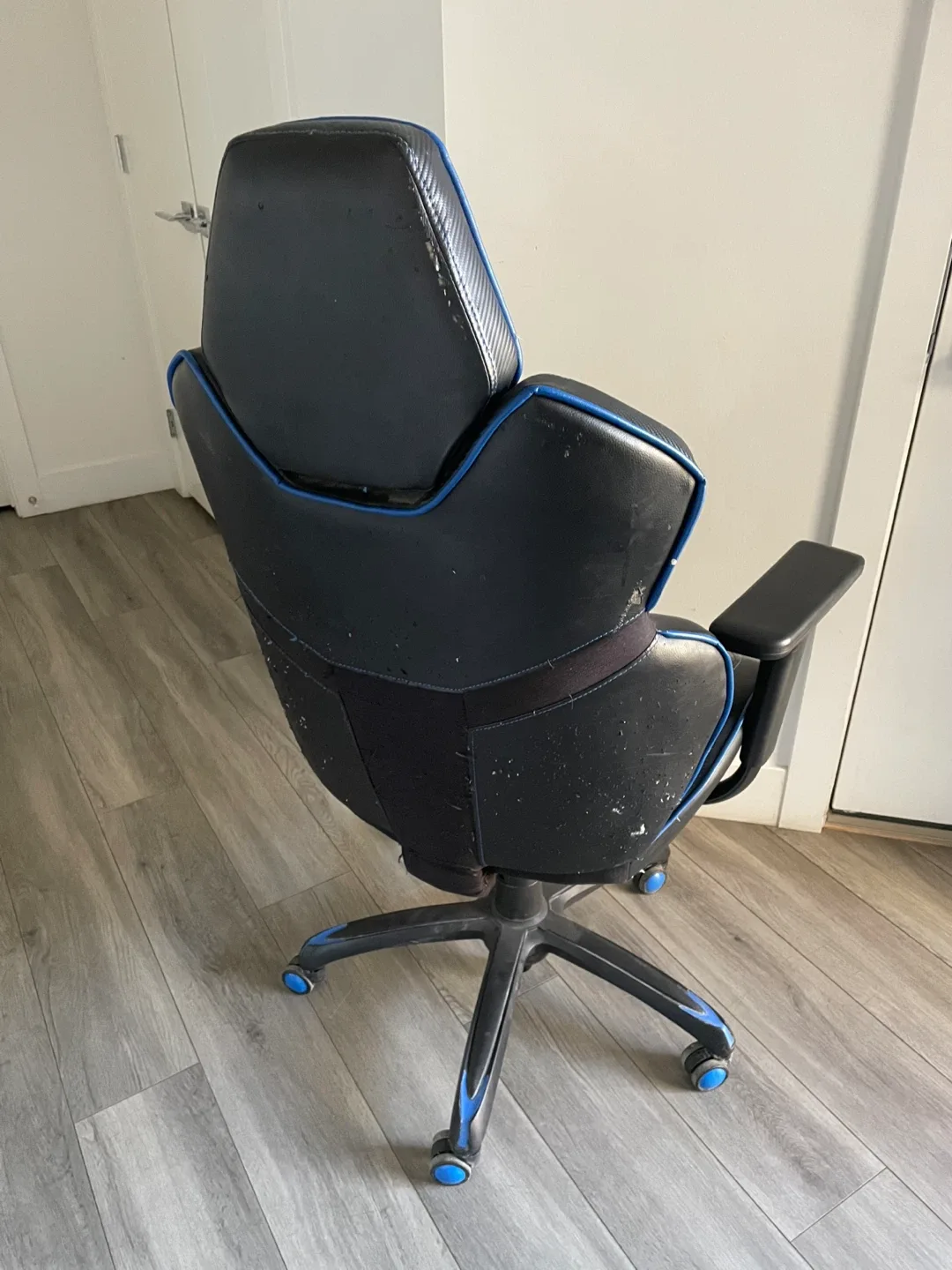 Gaming Chair image indicator(6)