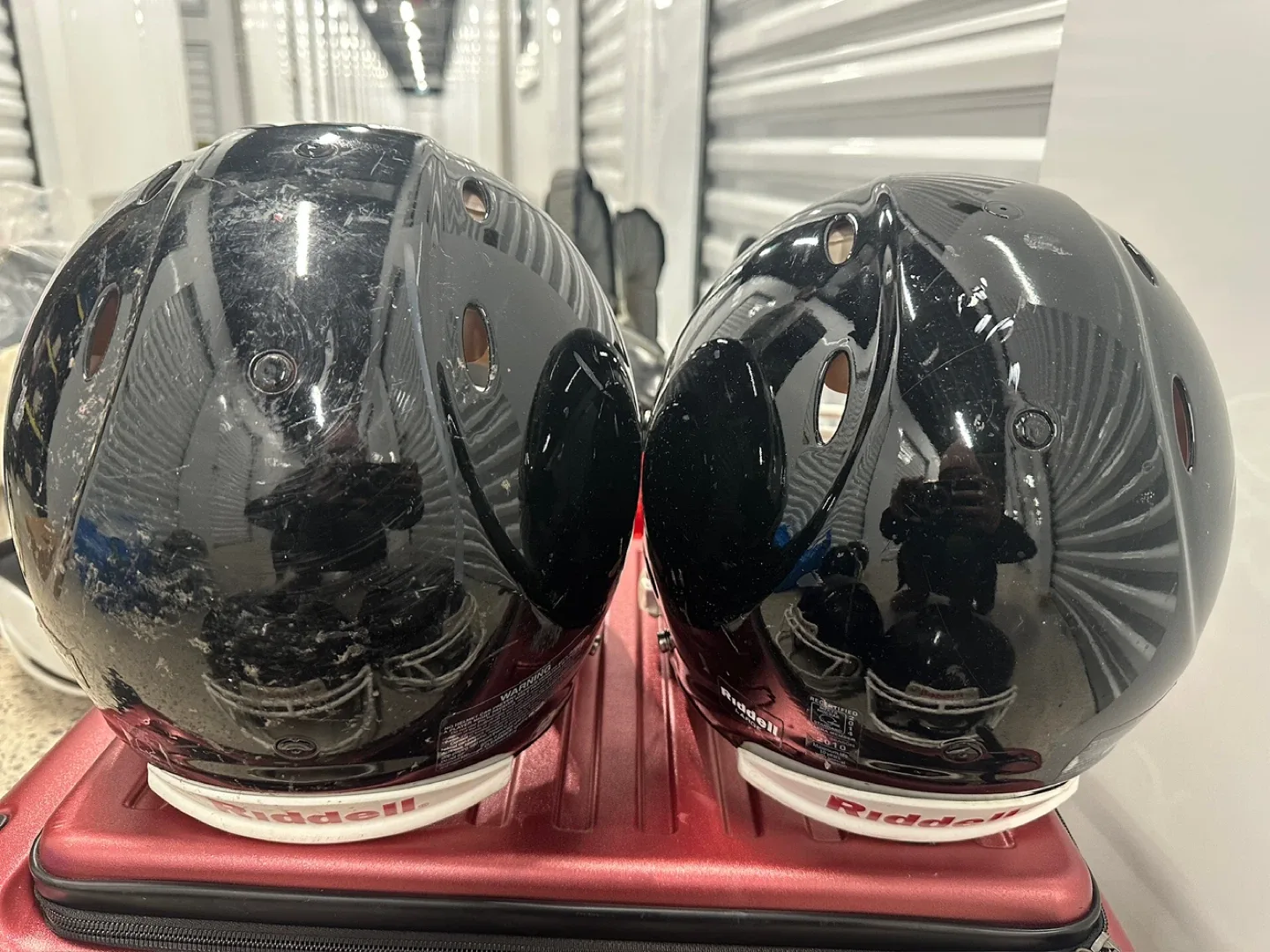 Riddell Black Football Helmets (Large) image indicator(7)