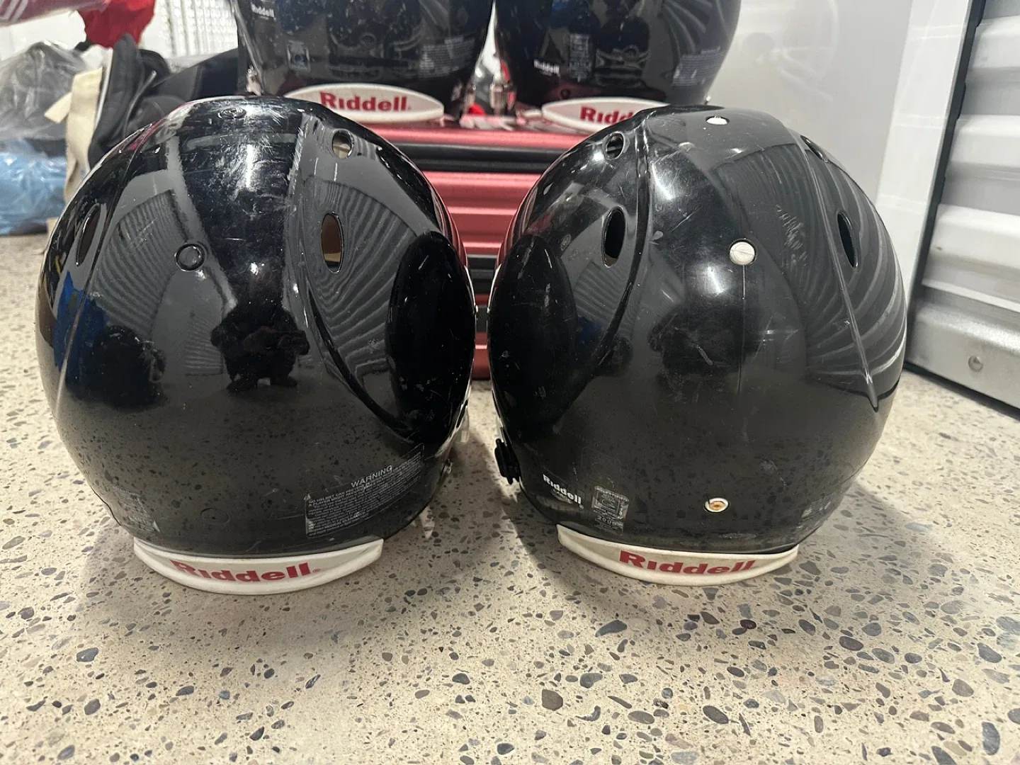 Riddell Black Football Helmets (Large) image indicator(8)