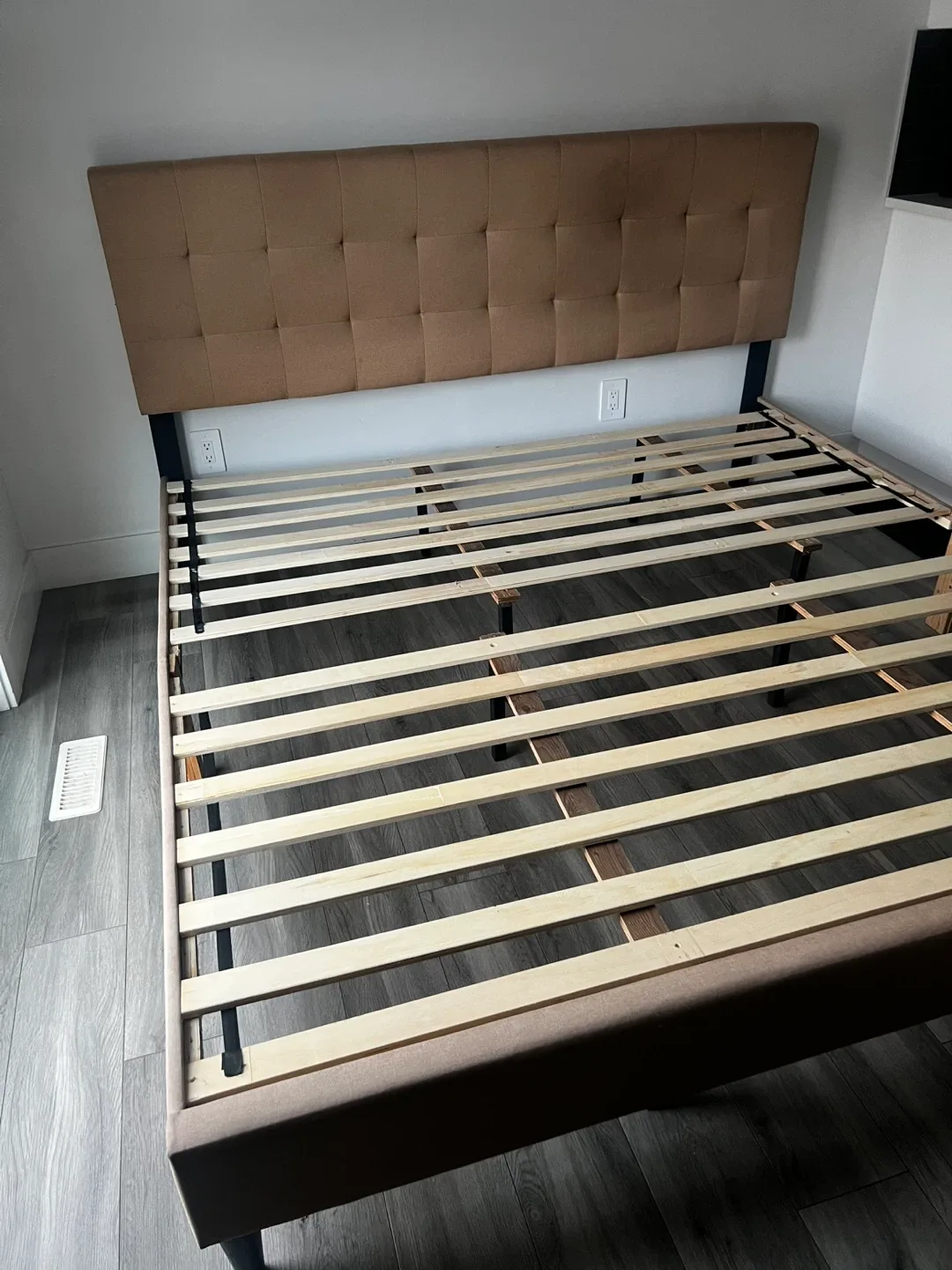 King Bed Frame image indicator(3)