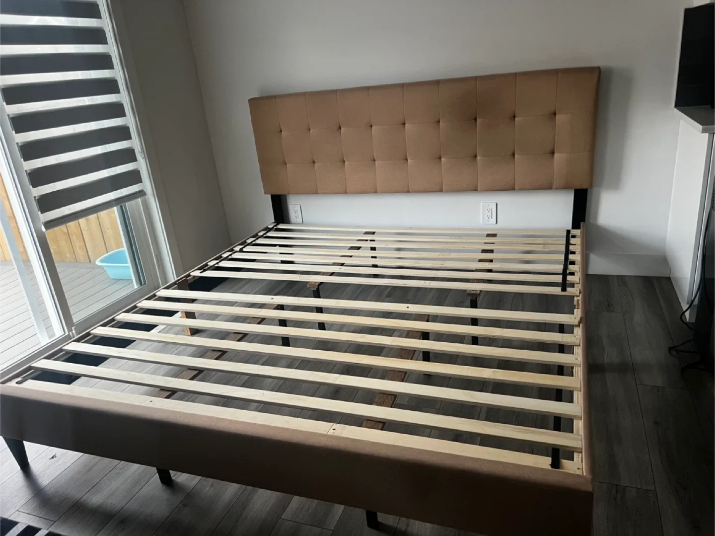 King Bed Frame image indicator(9)