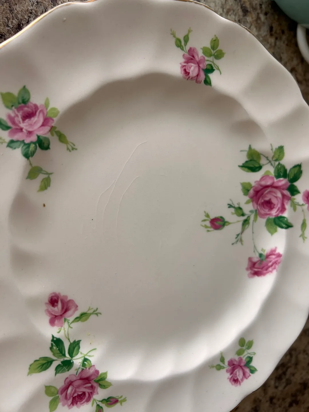 Vintage Floral Dinnerware Set image indicator(6)