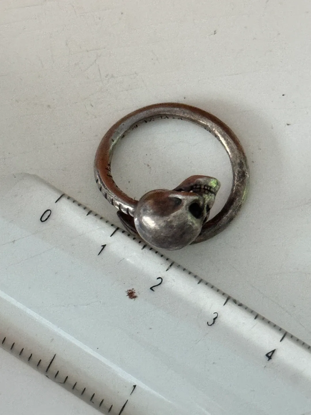 Skull Ring - Unique Silver Tone image indicator(4)