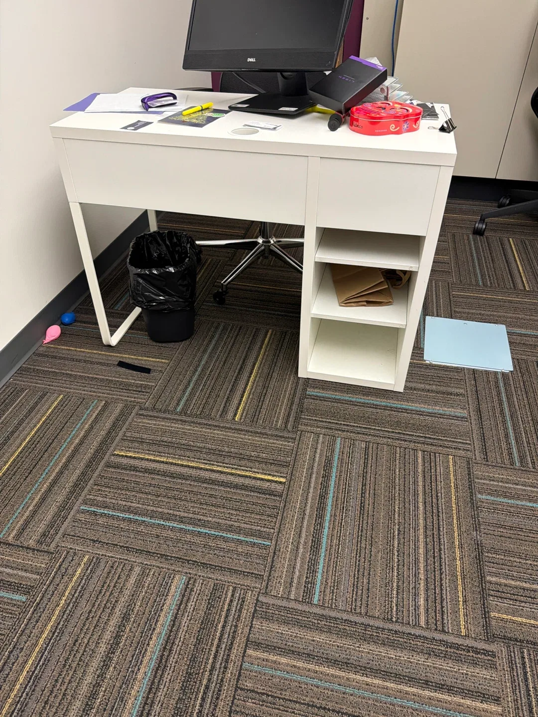 Multiple small Ikea White Desks Free