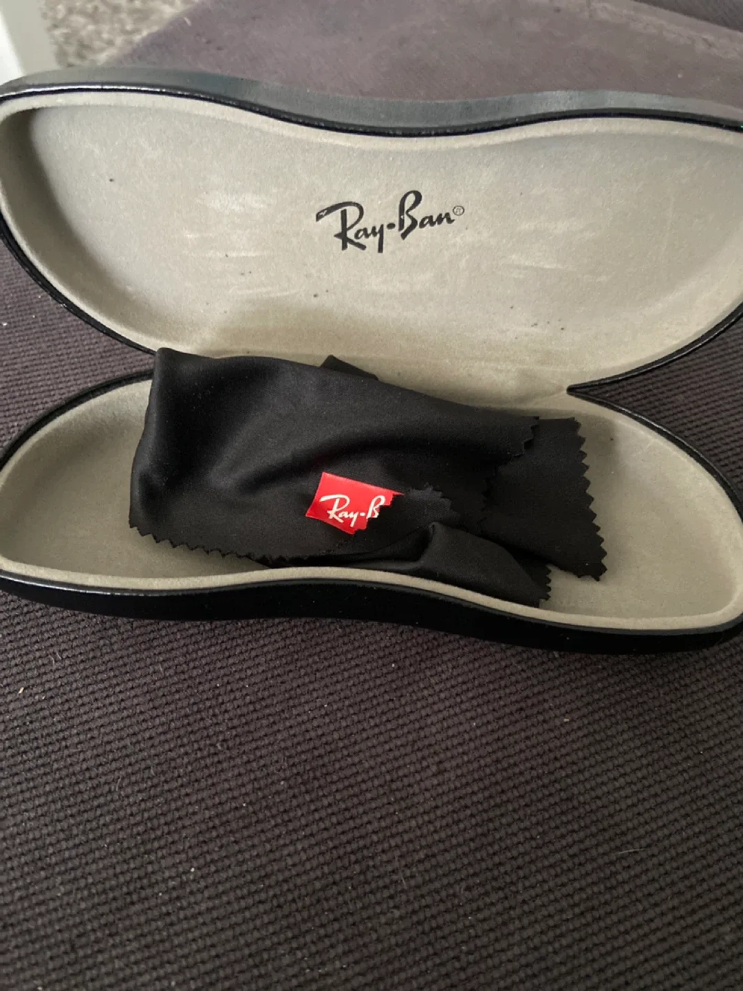 Ray-Ban Sunglasses Case with Cloth
