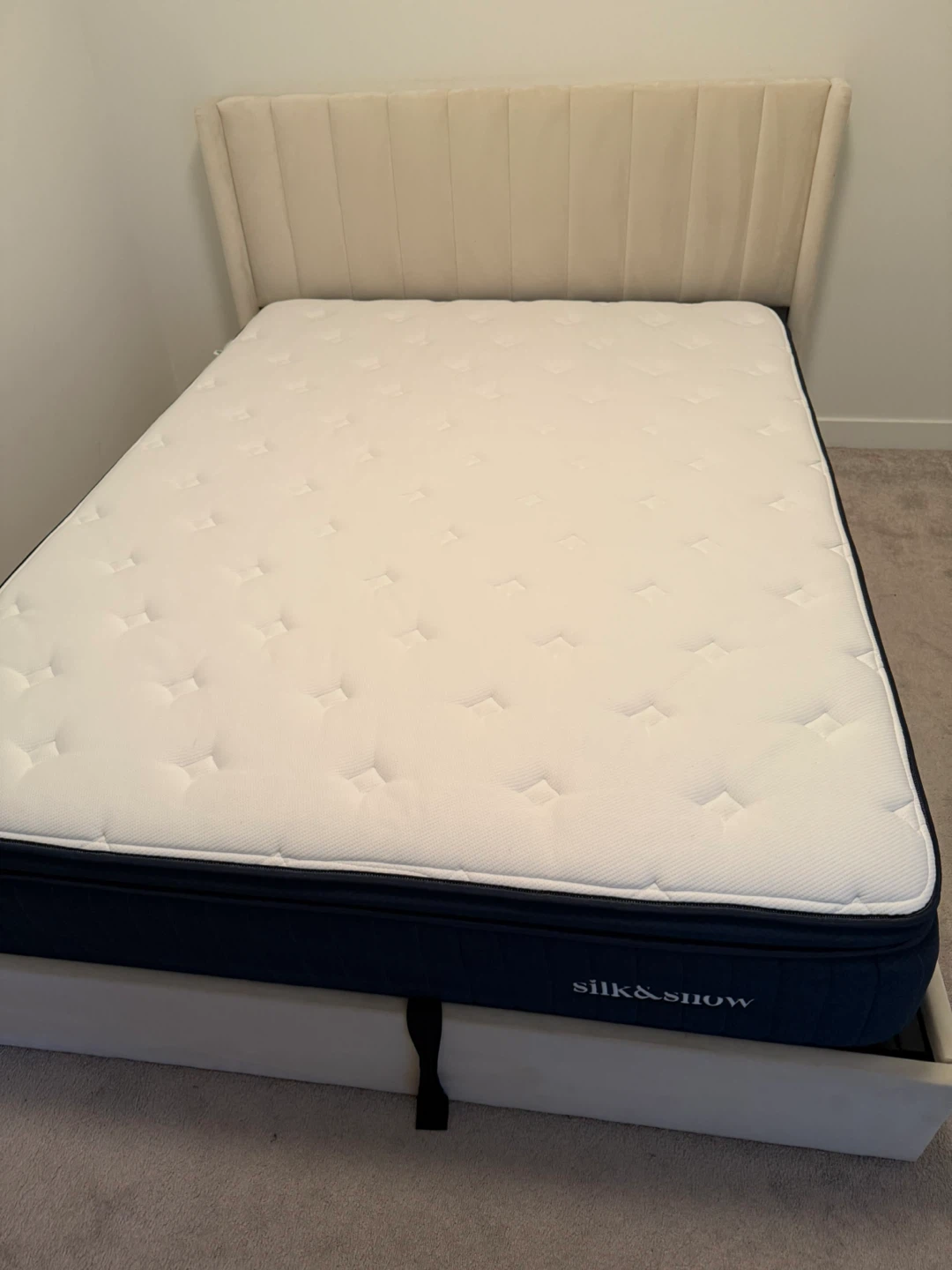 Silk & Snow S&S Hybrid Queen Mattress - photo 2