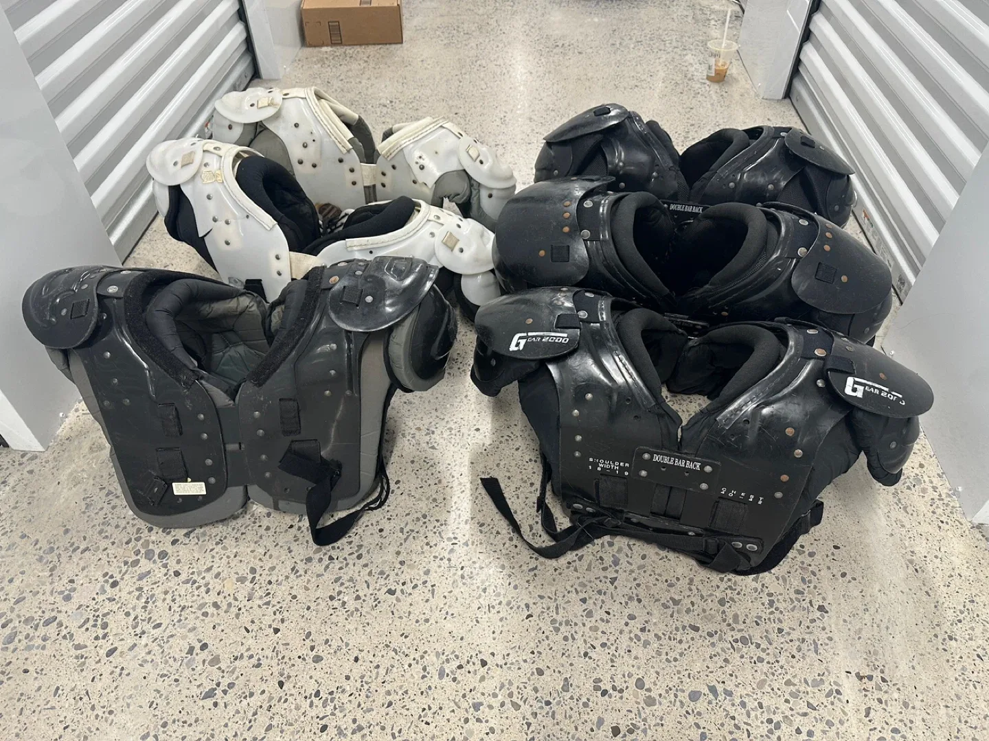 Football Shoulder Pads image indicator(6)