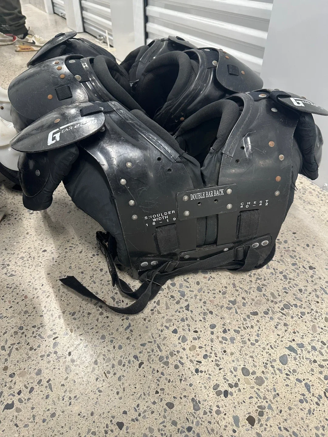 Football Shoulder Pads image indicator(8)