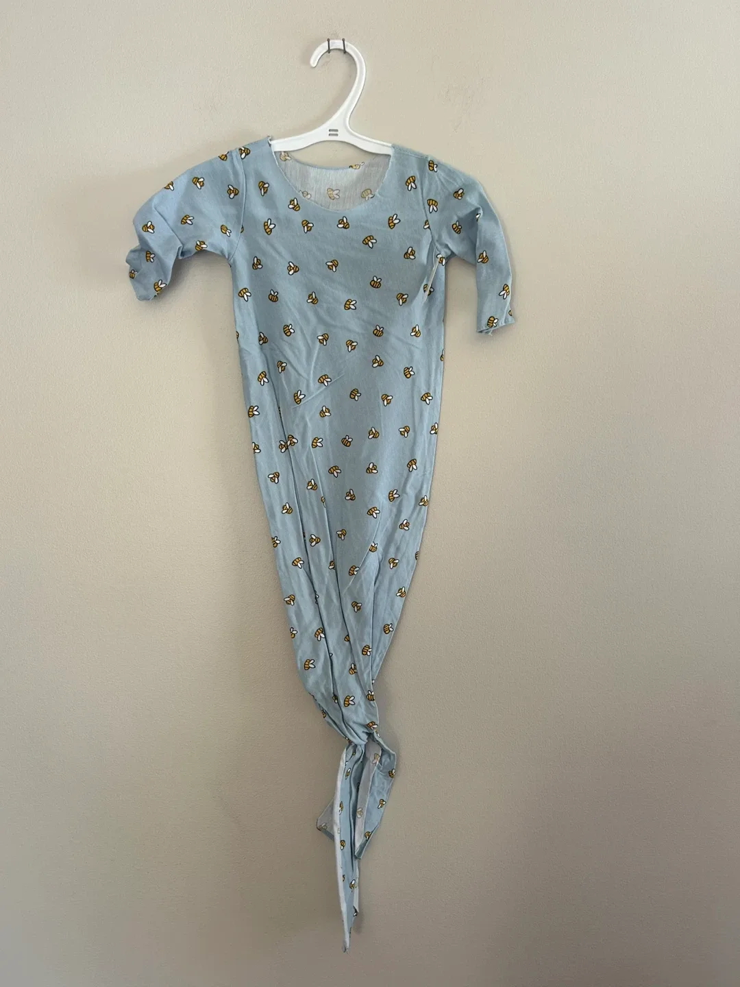 Handmade knit gown image indicator(9)