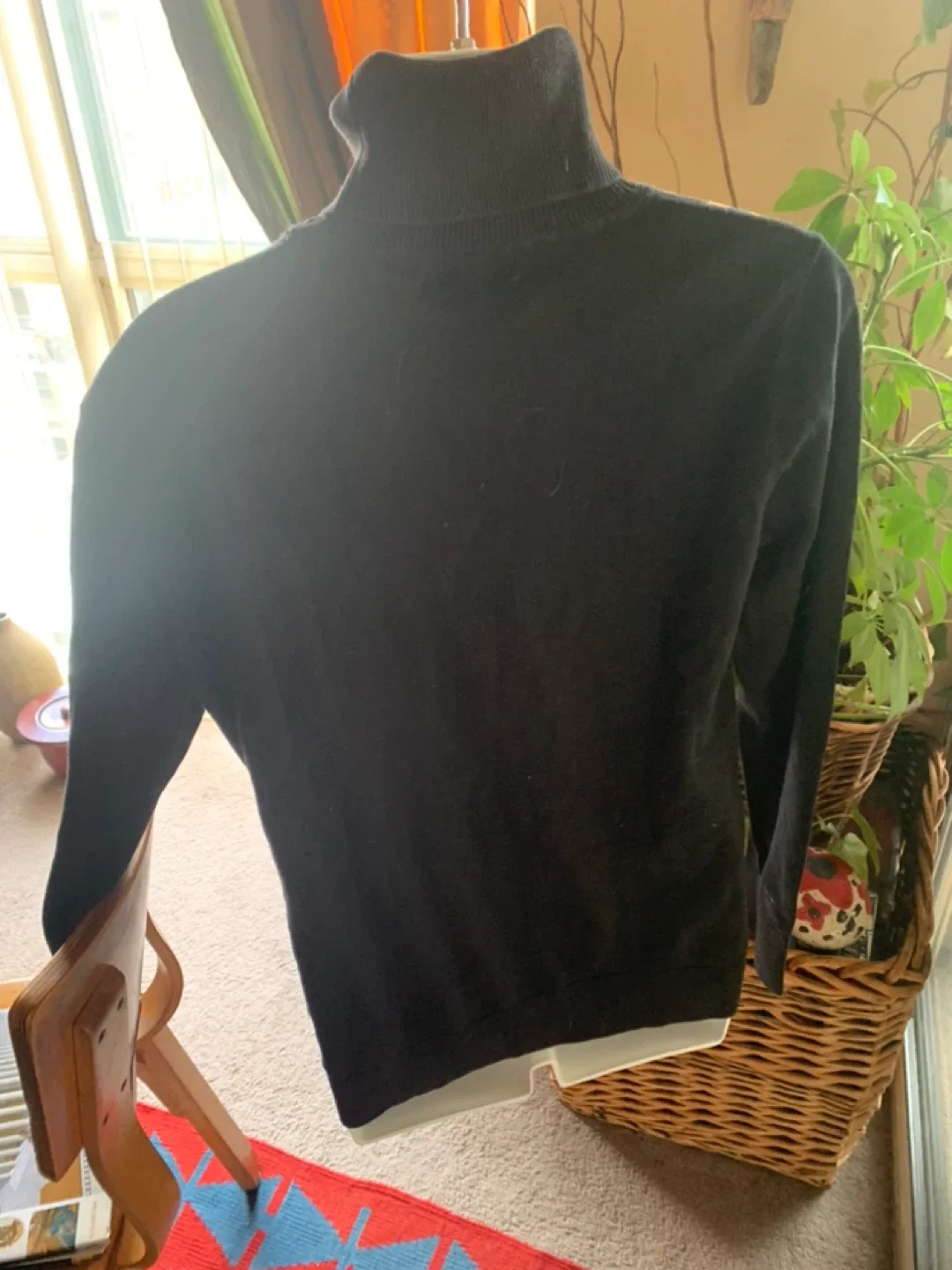 Ralph Lauren Black Patterned Turtleneck - Size L image indicator(2)