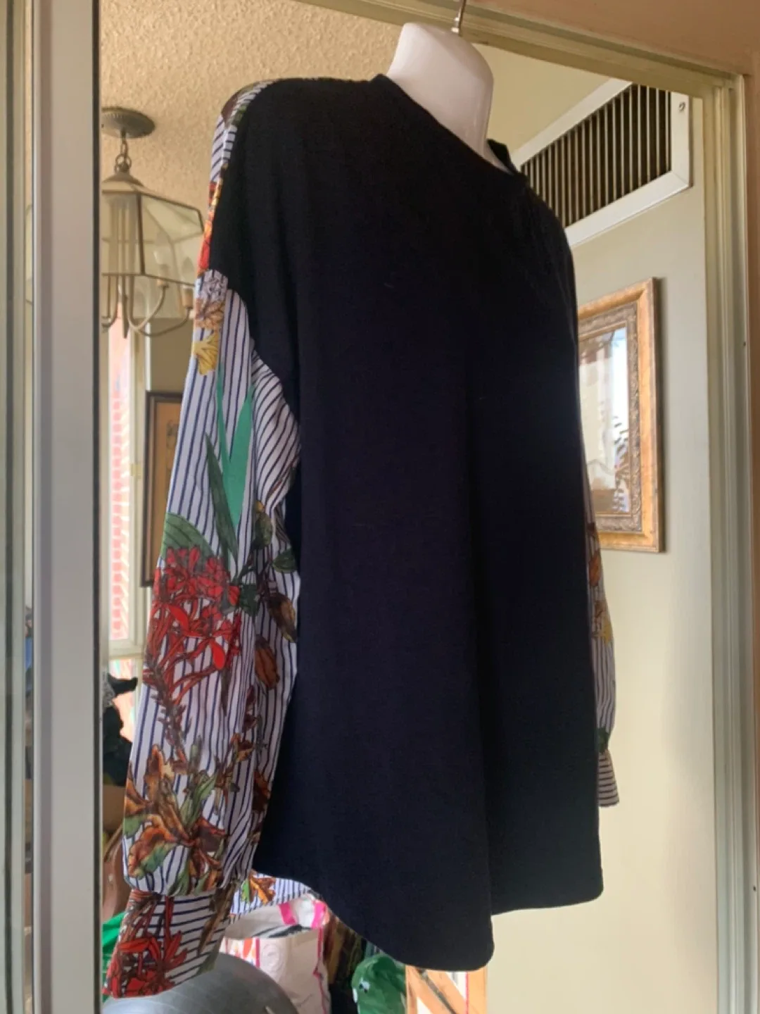 Shein Floral Sleeve Top - Size Small image indicator(2)