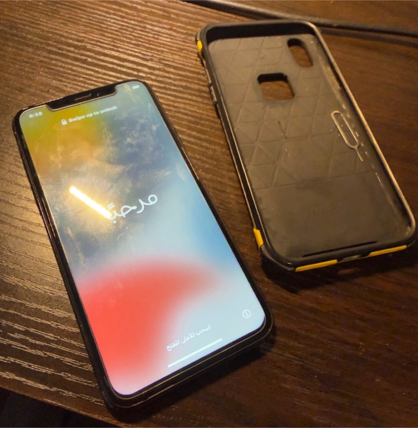iPhone X 256GB + Yellow Case #Cleanout - photo 3