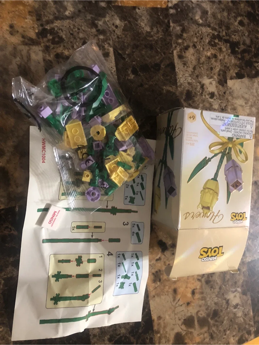 MINISO Tulip Building Blocks - New in Box! image indicator(4)